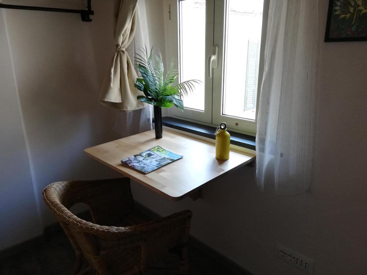 Casa Vacanza L'Ulivo アルベンガ エクステリア 写真