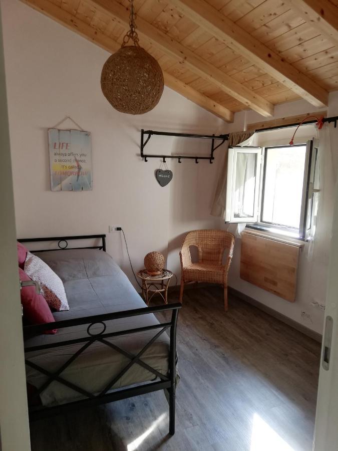 Casa Vacanza L'Ulivo アルベンガ エクステリア 写真